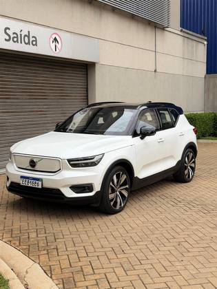 VOLVO XC40 P8 RECHARGE ELECTRIC BEV PURE AWD